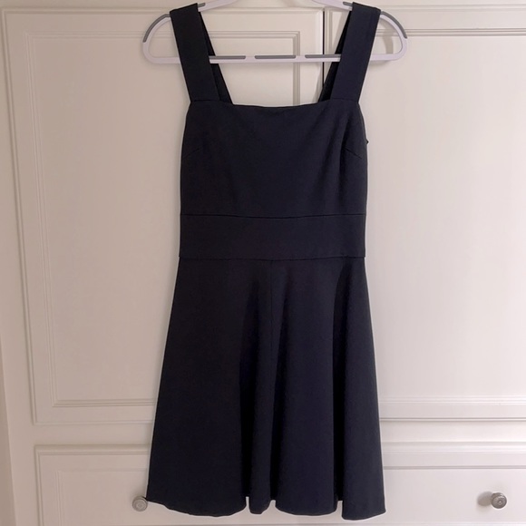 Banana Republic/Milly navy a-line dress - size 4 - so flattering- ๐ - Picture 2 of 8